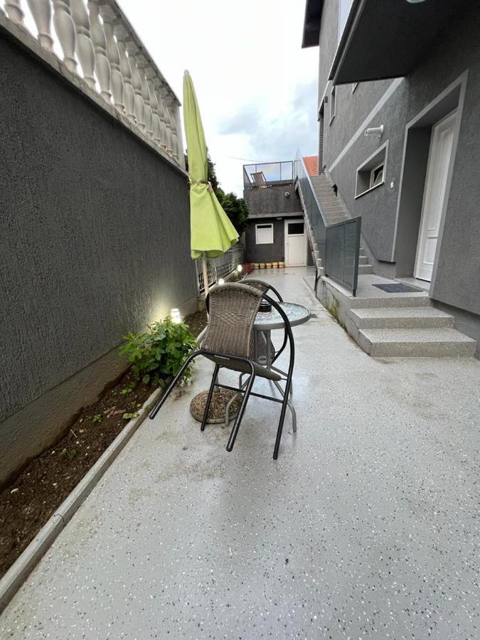Apartman Lara Zagabria Esterno foto