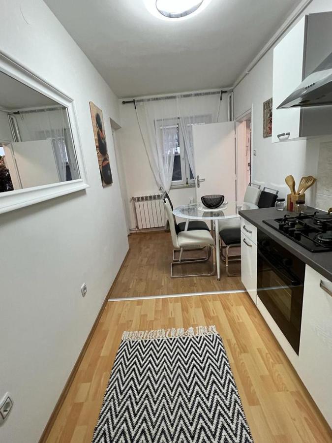 Apartman Lara Zagabria Esterno foto