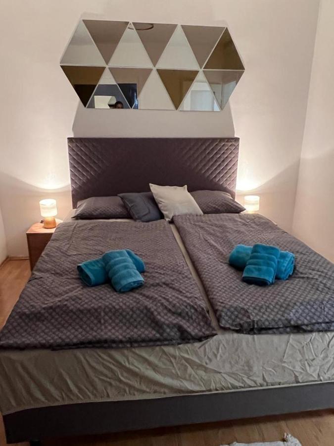 Apartman Lara Zagabria Esterno foto